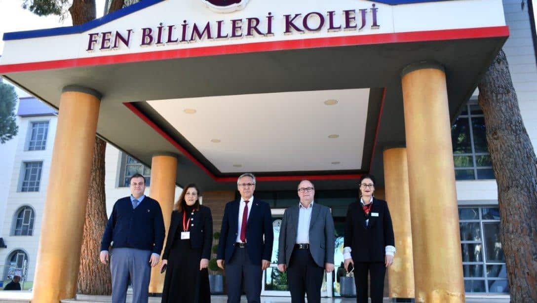 Milli Eğitim Müdürümüz Mahmut Yenen ve İlçe Milli Eğitim Şube Müdürümüz Mehmet Yavuz Özel Fen Bilimleri Kolejini Ziyaret Etti