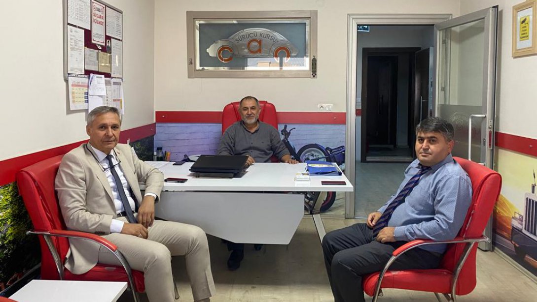İlçe Milli Eğitim Müdürümüz Mahmut YENEN Can Sürücü Kursu Kurucusu Önder ERDOĞAN'ı Ziyaret Etti
