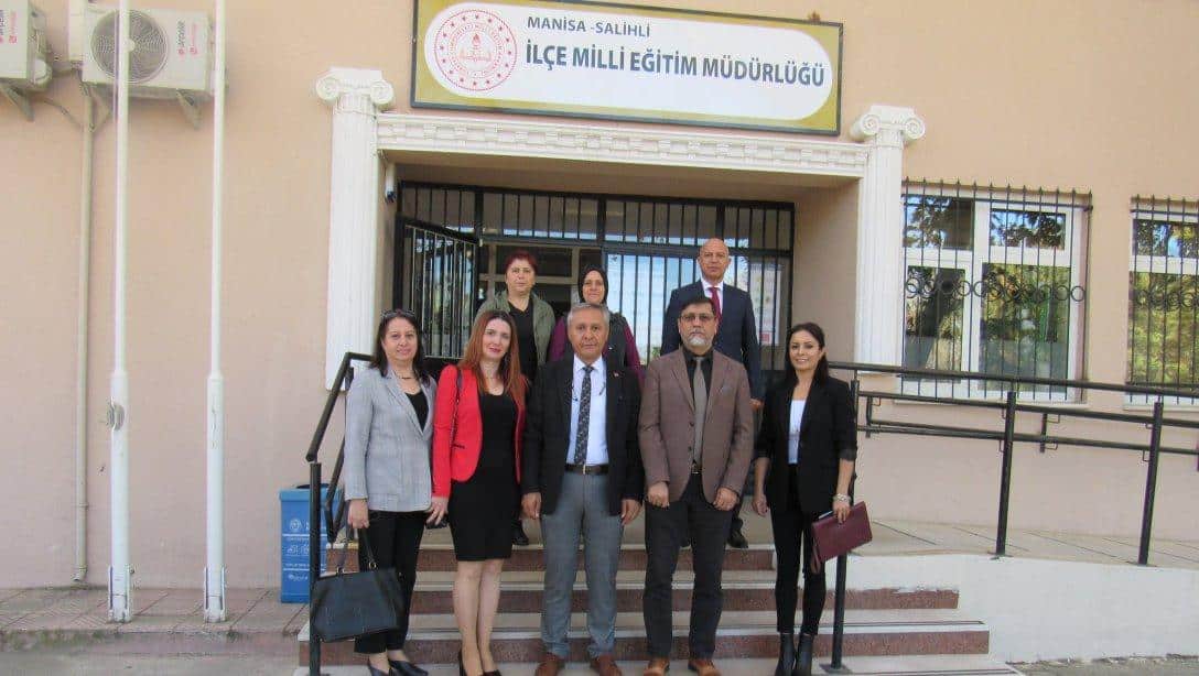 Mehmetçik Anadolu Lisesi Yönetici, Yeni Seçilen Okul Aile Birliği Başkan ve Üyeleri Milli Eğitim Müdürümüz Sayın Mahmut YENEN'i Ziyaret Ettiler
