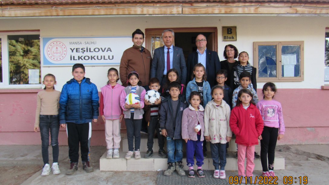 İlçe Milli Eğitim Müdürümüz Mahmut YENEN Yeşilova İlkokulumuzu ve Anasınıfımızı Ziyaret Etti