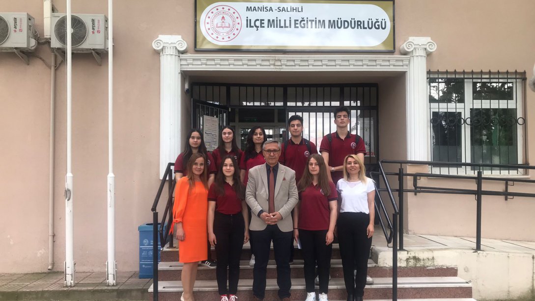 Merkez Anadolu Lisesi Öğretmen ve Öğrencileri  Milli Eğitim Müdürümüz Mahmut YENEN'i Ziyaret Etti