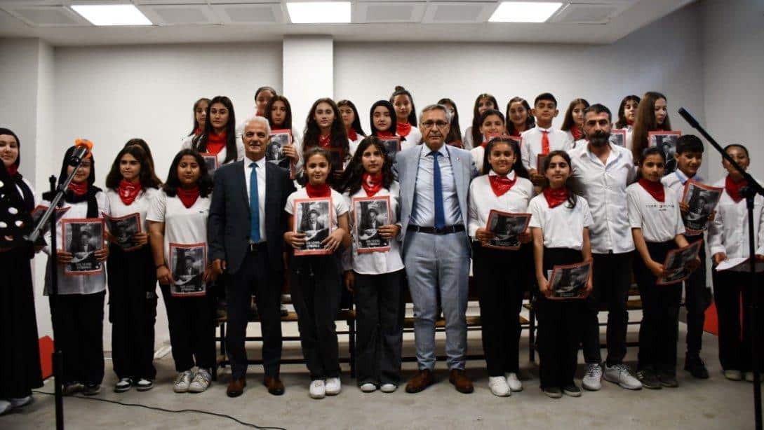 Yılmaz Şehit Hüseyin Arı Ortaokulu Sene Sonu etkinlikleri kapsamında Resim Sergisi düzenledi